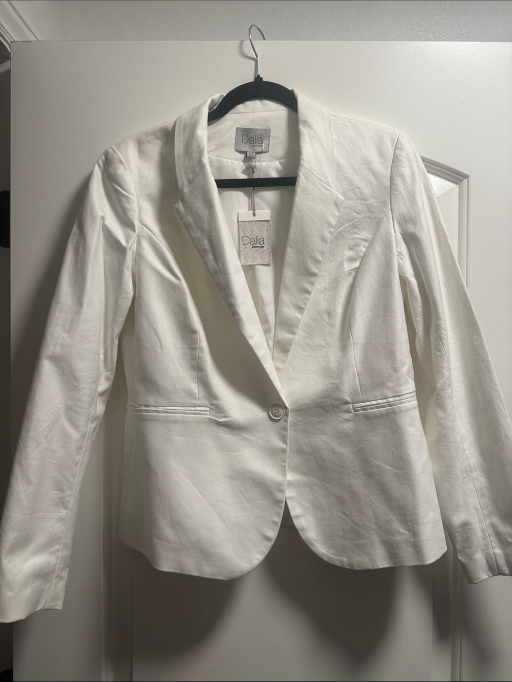 Dalia White Tailored Single-Button Blazer